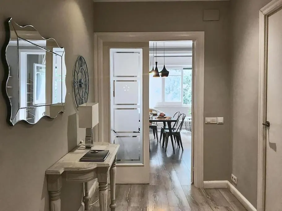 Magnificent 4 Bedroom Apartment In Eixample バルセロナ