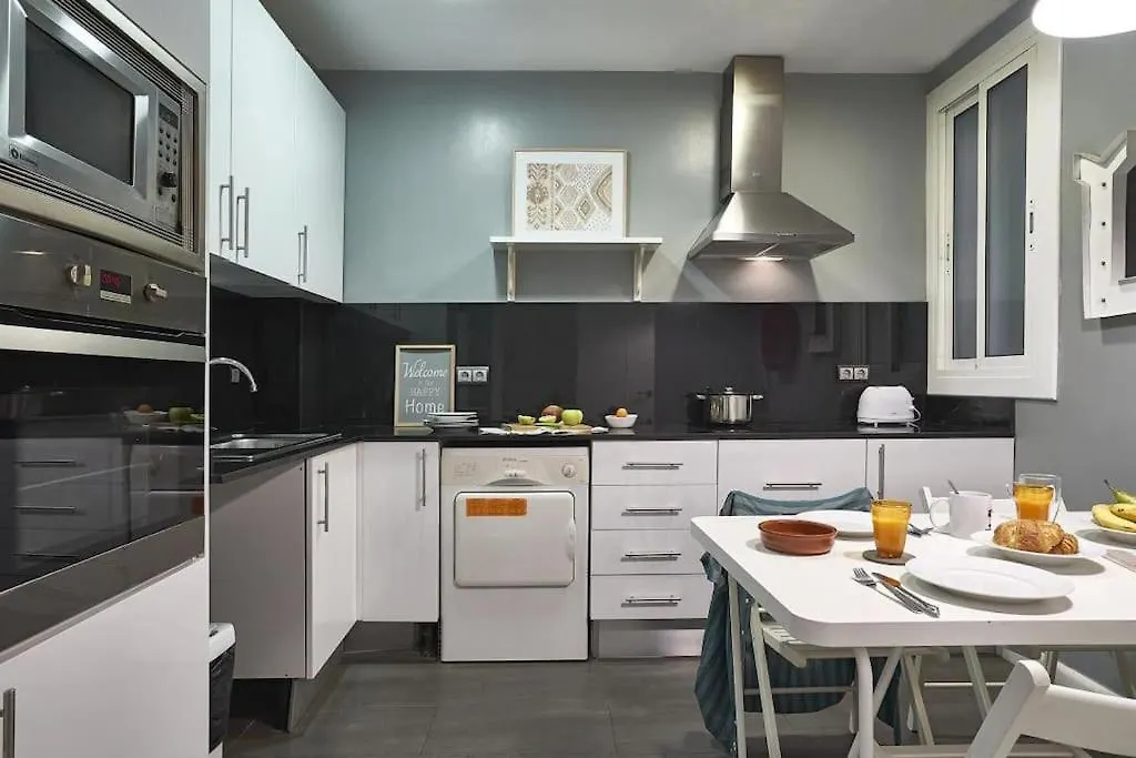 Magnificent 4 Bedroom Apartment In Eixample バルセロナ 0*,